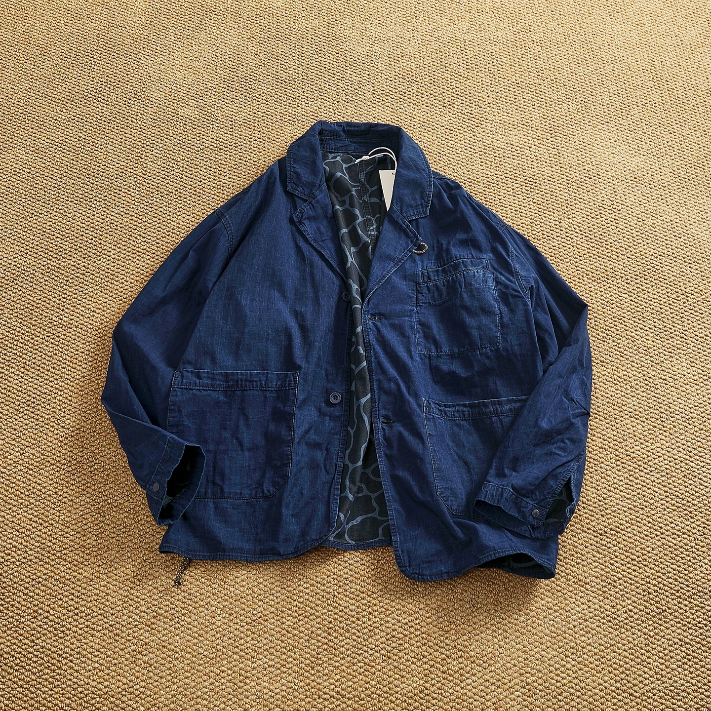 

Trendy American High Street Waed Blue Dye Loose Casual Single-Breasted Men's And Women's Denim Jaet Faionable Urban S...