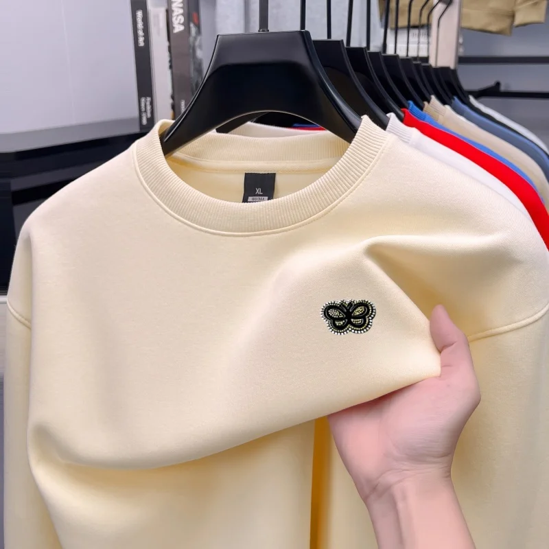 

Trend high-end brand round neck pullover men's light luxury new style butterfly embossed comfort texture soft casual sweatshirt