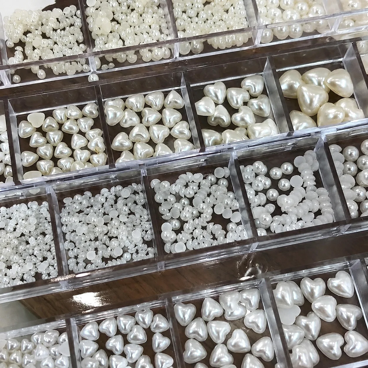 12 Grids Heart & Round Pearl Nail Charms Set Mixed Size White Pearls 3D Nail Art Decorations view 4