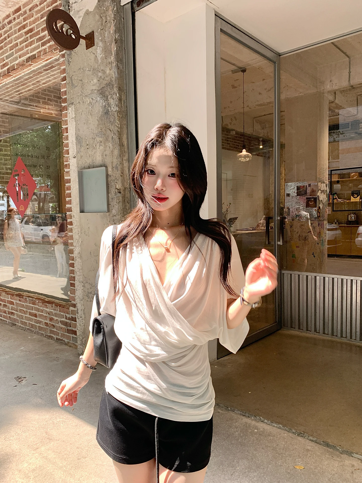 

Уникальная женская футболка Pure Desire Style с V-образным вырезом, облегающая, летняя, новинка, модный повседневный хлопковый топ для молодых девушек