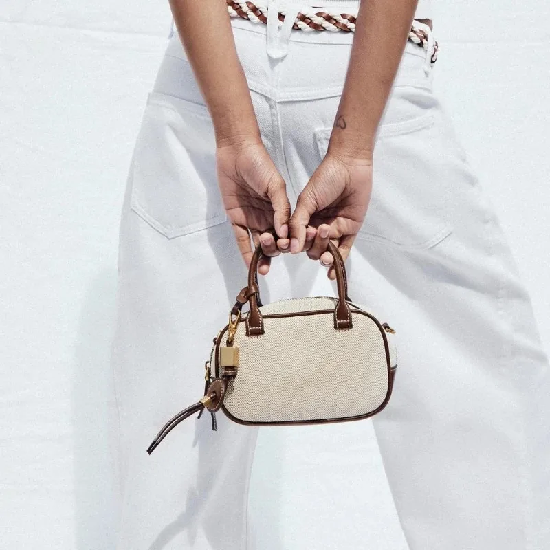 

Mini Topstitched Crossbody Bag – Wide Strap Vintage Shoulder Handbag for Women, Luxury Solid Color Design