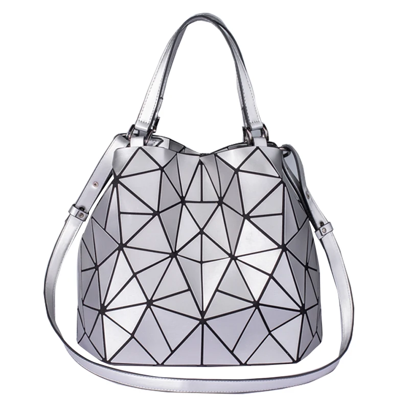 Kadınlar için çanta 2024 tasarımcı lüks Tote kova çanta moda geometrik Crossbody omuz Messenger el çantası gümüş