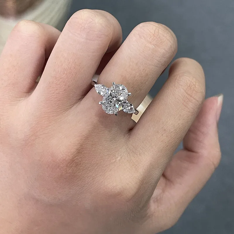 IGI-Zertifizierter 3 Karat Ovaler EF VS-VVS Labor-Diamantring aus Massivem 950 Platin Eleganter Verlobungs- und Jubiläums-Schmuckring – Detail 8