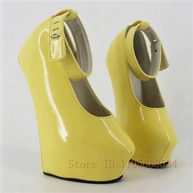 Designer New Patent Leather Hoof High Heels Pumps Women Metal Lock Decor 20CM Wedge Platform Heelless Shoes for Pole Dance