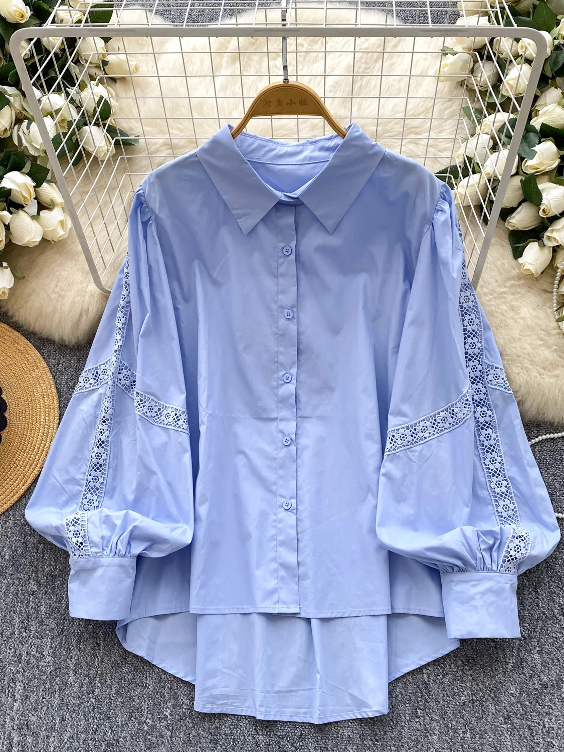 

Французский свободный крой фонарь све irt женский повседневный милый кружевной асимметричный топ из дышащего полиэфирного волокна