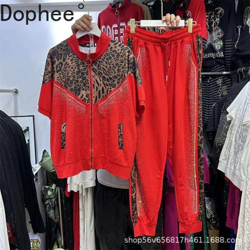 

Новый осенний комплект с капюшоном в американском стиле, кардиганы с короткими рукавами и леопардовой строчкой, топ + спортивные брюки с эластичной резинкой на талии, костюм