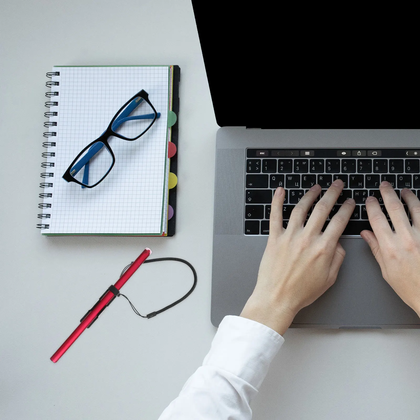 2 قطعة حبل مرن أسود لشاشة اللمس المضادة للفقدان حبل قابل للسحب حزام قابل للتمدد للاستخدام المكتبي للأقراص