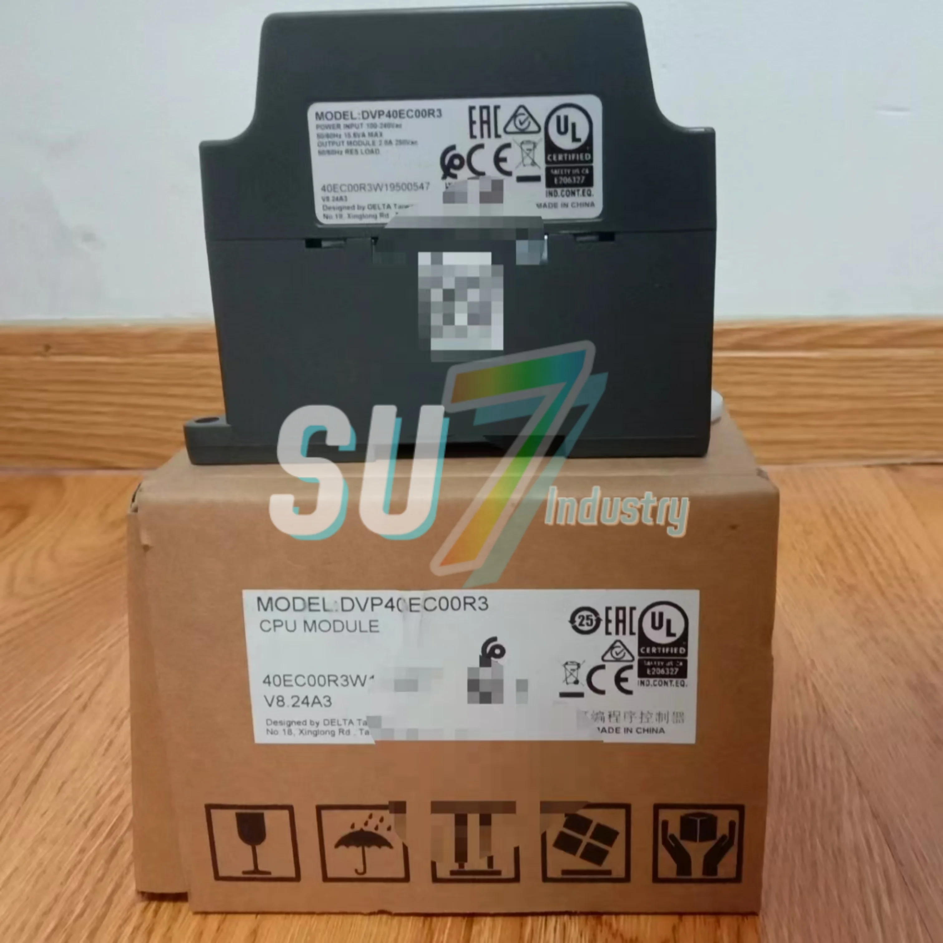 

PLC Module New In box DVP40EC00R3 DVP40EC00T3