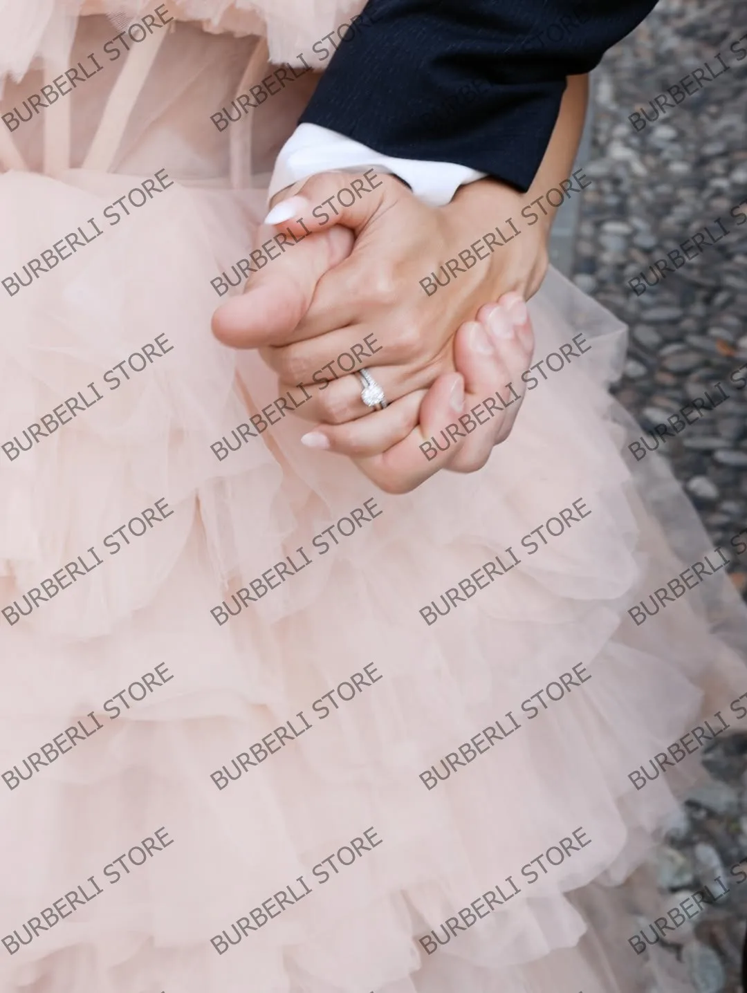 Luxo inchado tule plissado vestido de festa à noite com alças pretas bonito em camadas malha feminino formal vestido de noite vestido de festa de noiva