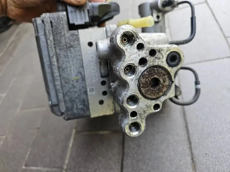 OEM 47210-33150 Auto Part for Le xus ES300h 2013-2018 - High Performance Replacement - Easy Installation