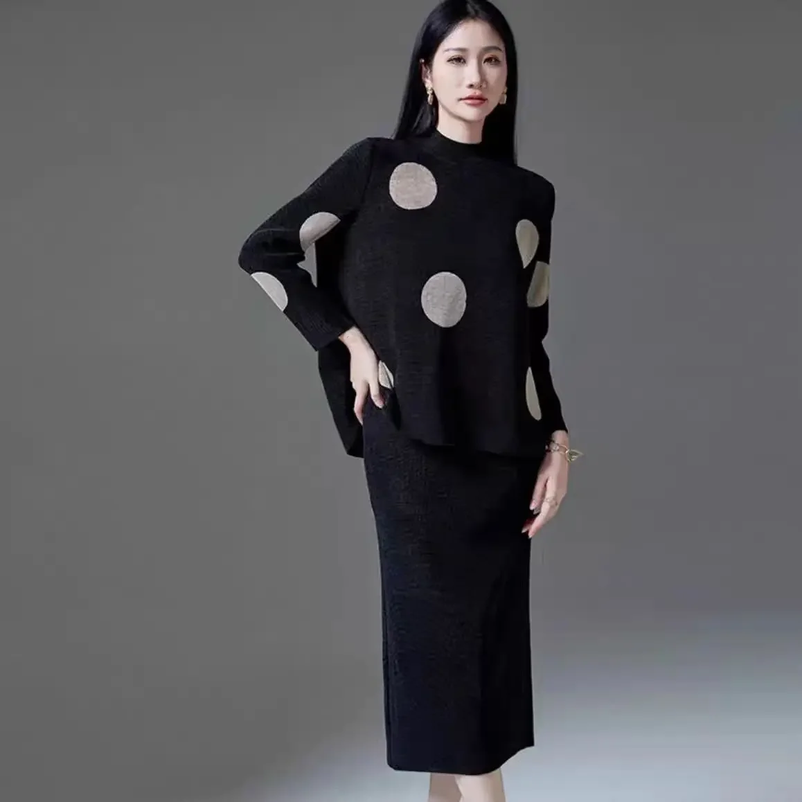 

Pleats Pleated Skirt Set Fashion Velvet Suit Fall Two-piece Set High Sense Female Loose Top Wrap Hip Bustier Skirt Woman