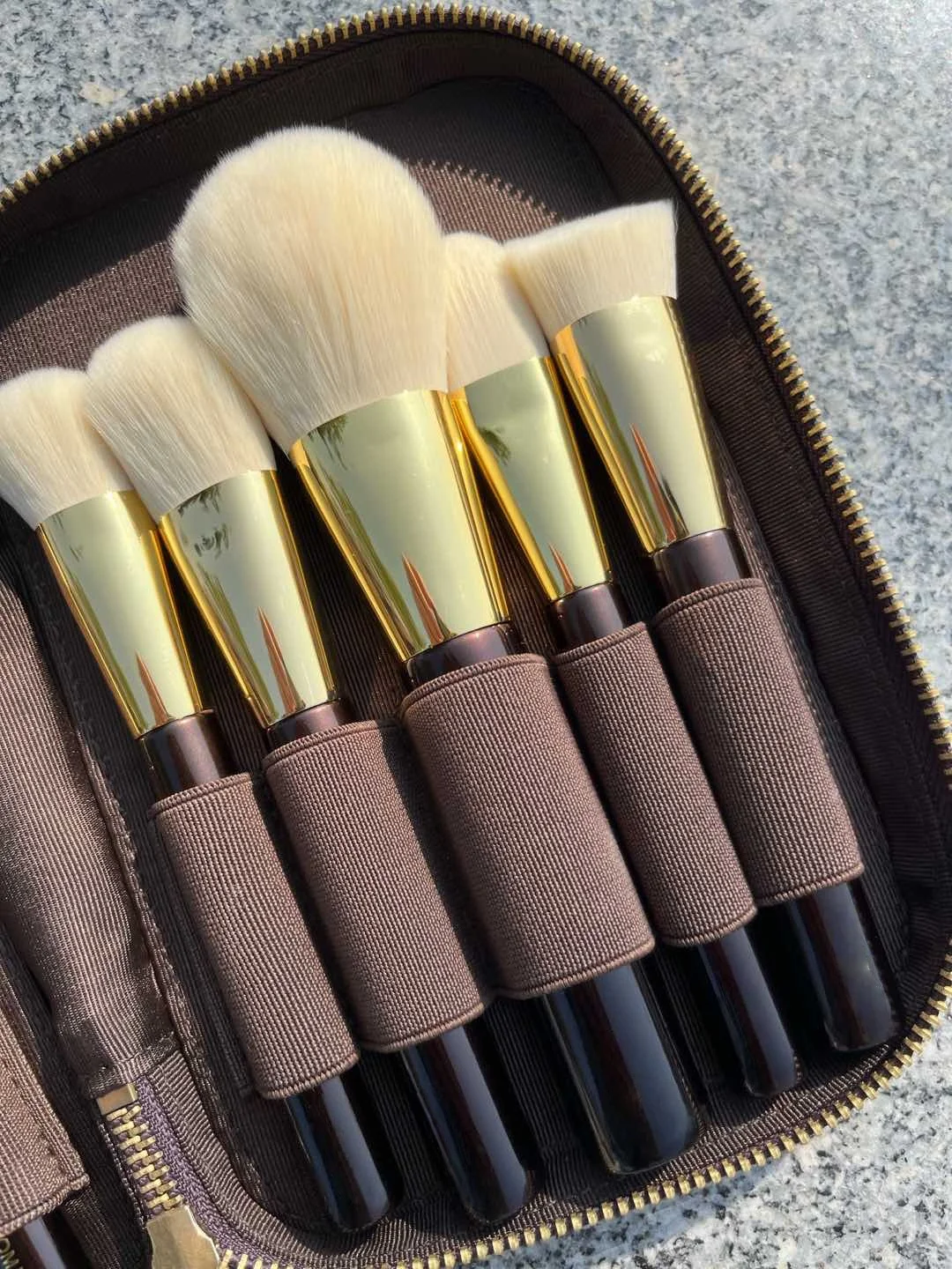 T Model Makeup Brush Set 12PCS Soft Synthetic Bristles Professional Foundation Blending Eyeshadow Makeup Kit Gift For Women