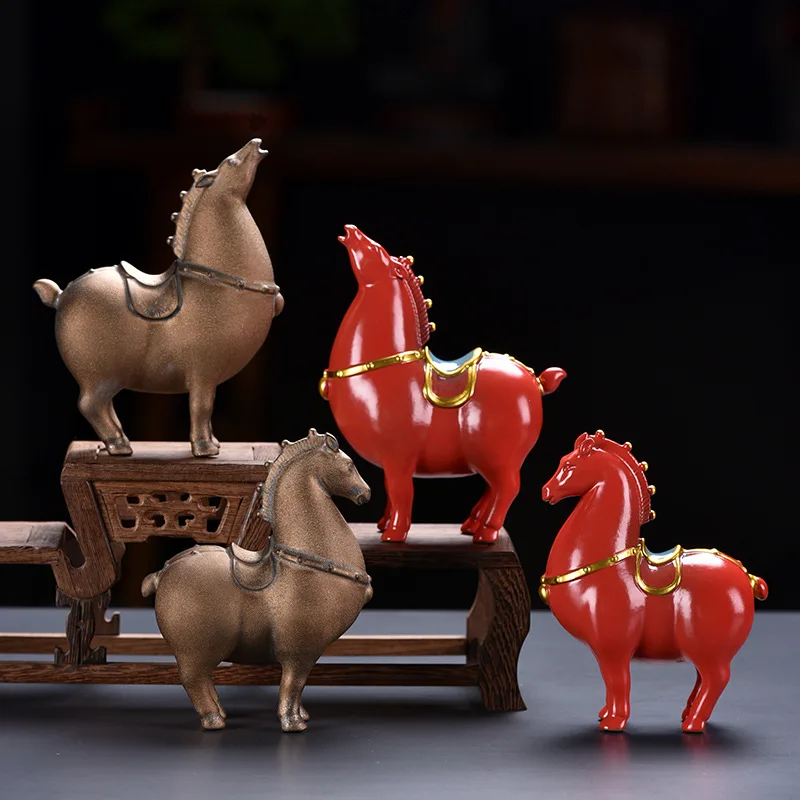 Traditional Chinese Red Ceramic Horse Tang Dynasty Style Steed Figurine Exquisite Artwork Modern Decorative Ornament Art Gift