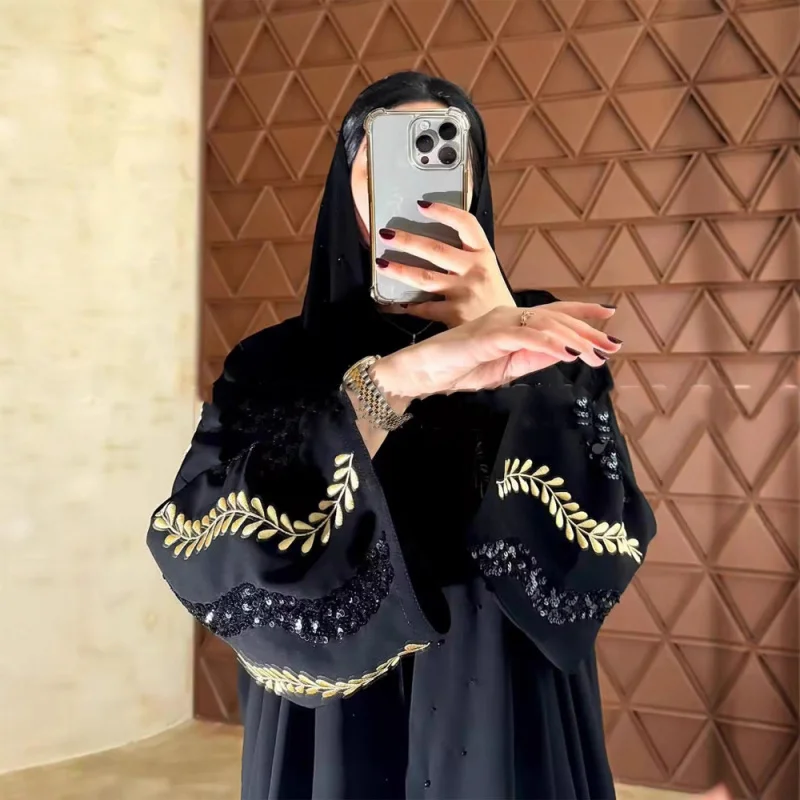 

Black Abaya Woman Dubai Women's Embroidered Abayas Holiday Dress Eid Ramadan Kaftan Sequin Embroidered Fashion Cardigan Robe