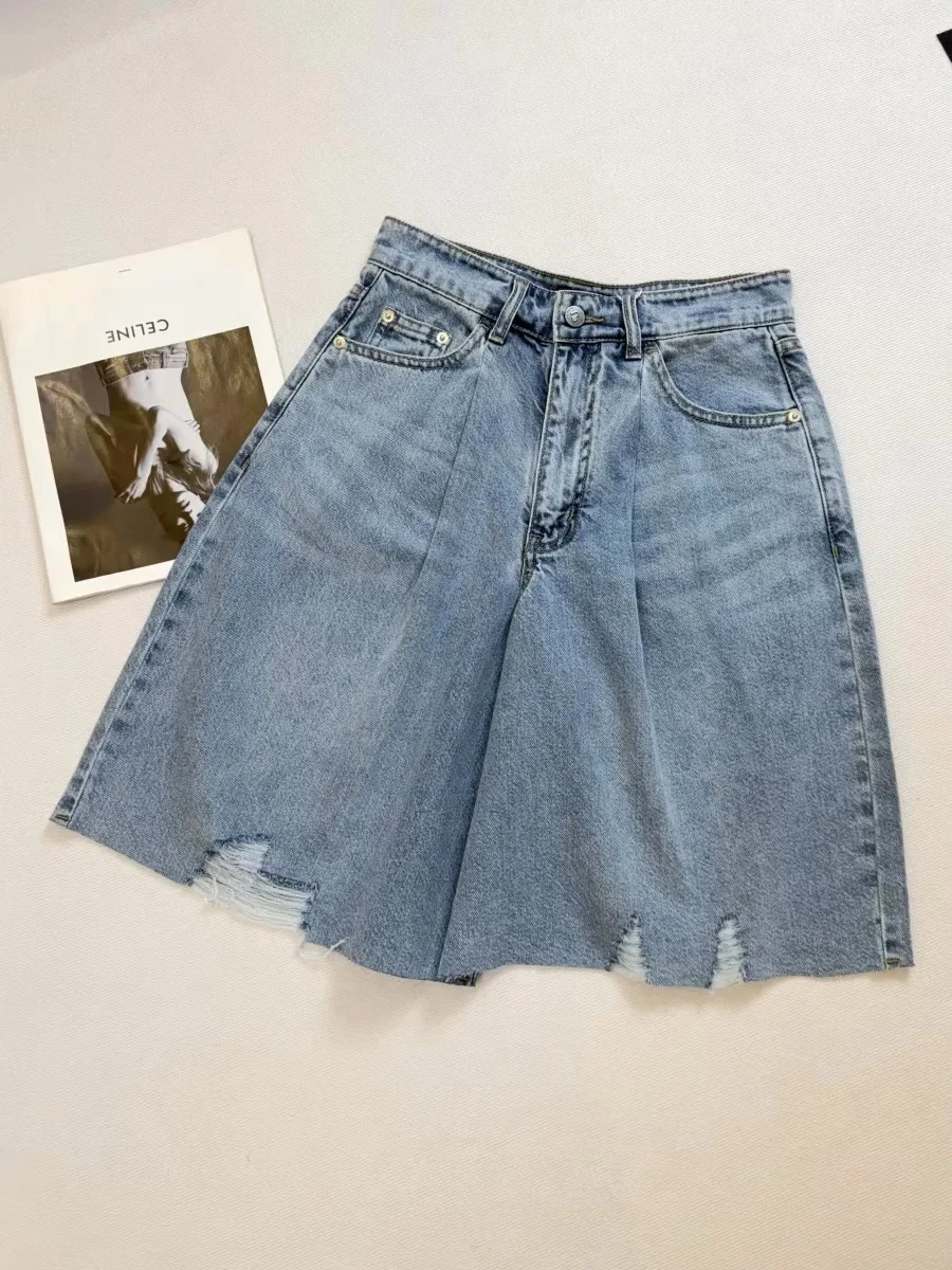 

Fashionable Ripped Denim Shorts for Women Summer 2026 Loose Fit Natural Waist Cotton Pants Versatile Slimming Style