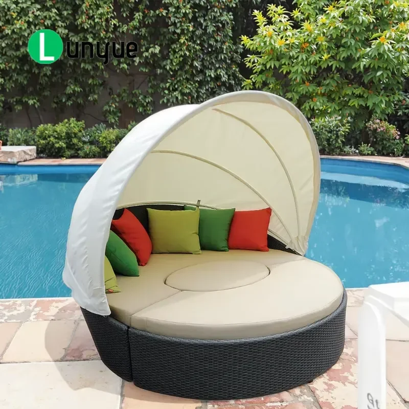 Modern Rattan Lounger Sunbed Pool Bed Outdoor Furniture for Terrace Park Hotel Durable Weatherproof Relaxing Patio Decor