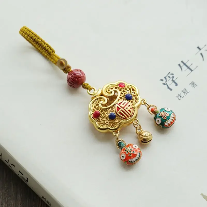 

Chinese Style Personality Creative Sand Gold Ruyi Lock Keychain Men's and Women's Retro Gold Swallowing Beast Car Key Pendant