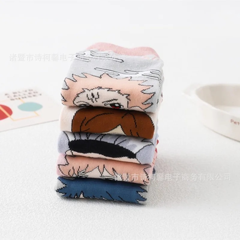 Nouvelles chaussettes amusantes en coton à motif de dessin animé Jujutsu Kaisen, idéales pour le cosplay d'Itadori Yuji, Kugisaki Nobara, Gojo Satoru, pour baskets et sneakers.