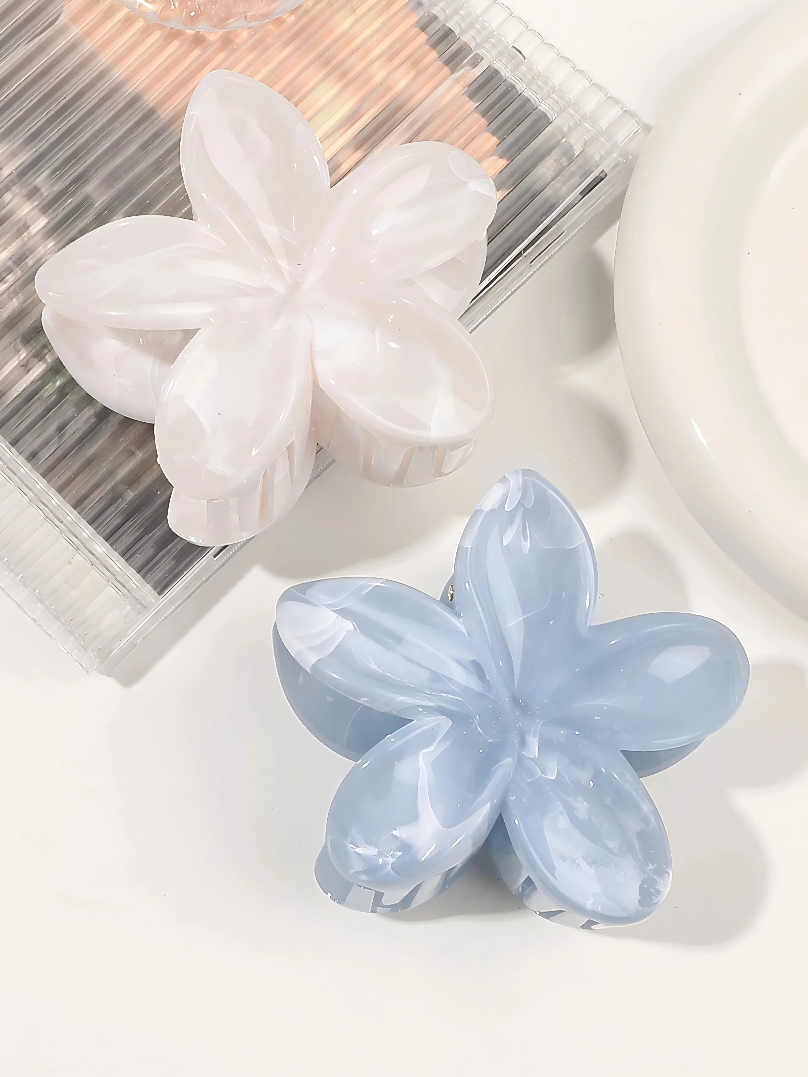 2 Stück Hawaiianische Marmor-Blumen Haarklammern für Frauen und Mädchen Urlaubsgeschenke für Feines Haar Niedliche Strand-Haaraccessoires – Detail 9