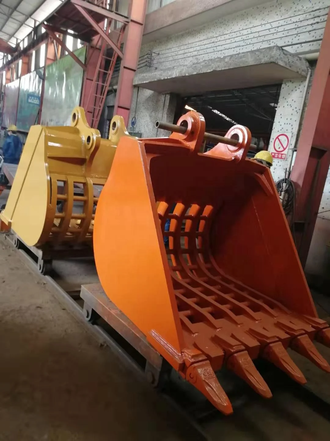 CE Qualified Screening Bucket Customized Skeleton Bucket For Long Reach Excavators DX300LC-3 SLR