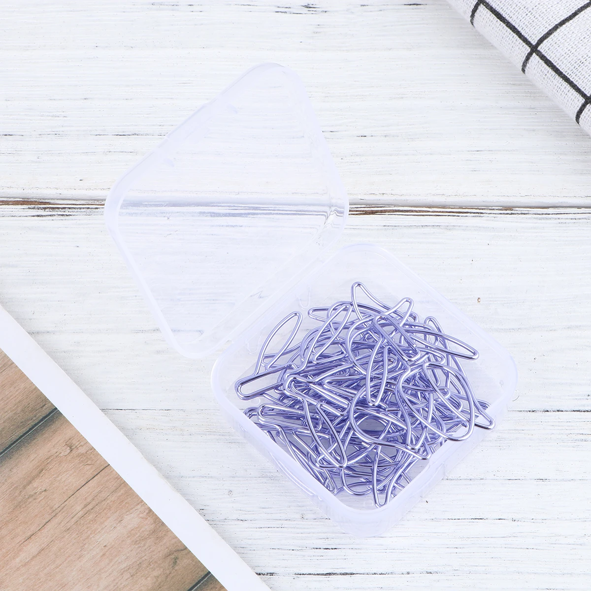 

12pcs Creative Tulip Shape Metal Paper Clips Cute Bookmarks School Supplies Document ganizer Fashion Stationery Gifts