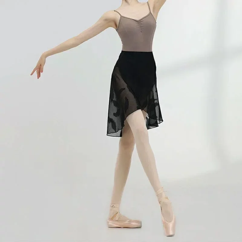 발레 스커트 여성 깃털 패턴 블랙 랩 스커트 발레 튜튜 스케이트 스커트 신축성 있는 성인 발레리나 체조 댄스 의상