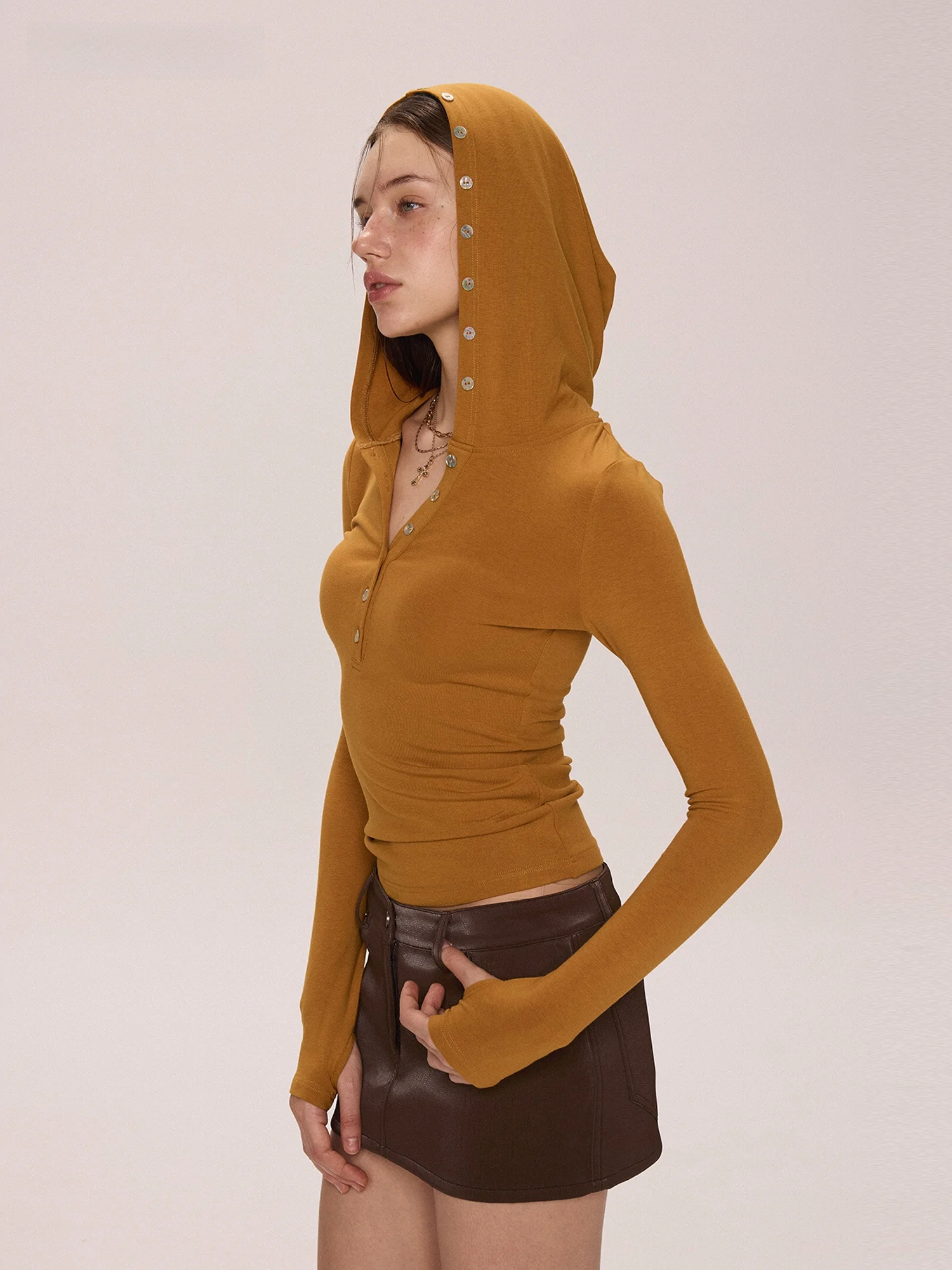 

MOKACAKE Orange Hooded V-Neck Long Sleeve Knitted Base Shirt Design Sensible Slim Fit Women's Autumn Top Casual Style