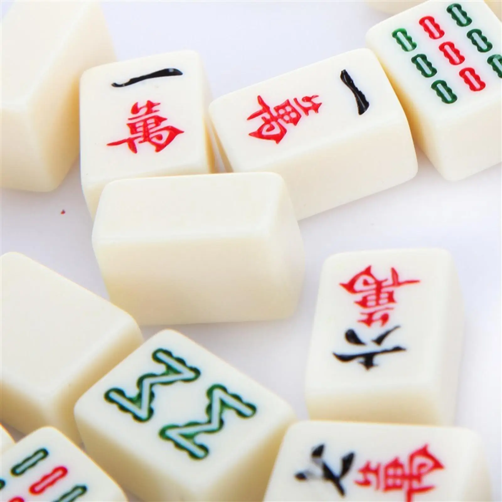 Antique Chinese Mahjong Game Set 144 Sheets with Storage Box Travel Mahjong Set for Family Leisure Travel Adults