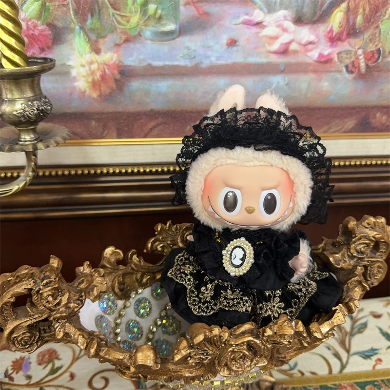 

LABUBU одежда, детская одежда, 17 см, макарон в форме сердца, сидящий на вечеринке, головной убор + костюм с юбкой (2 точки)