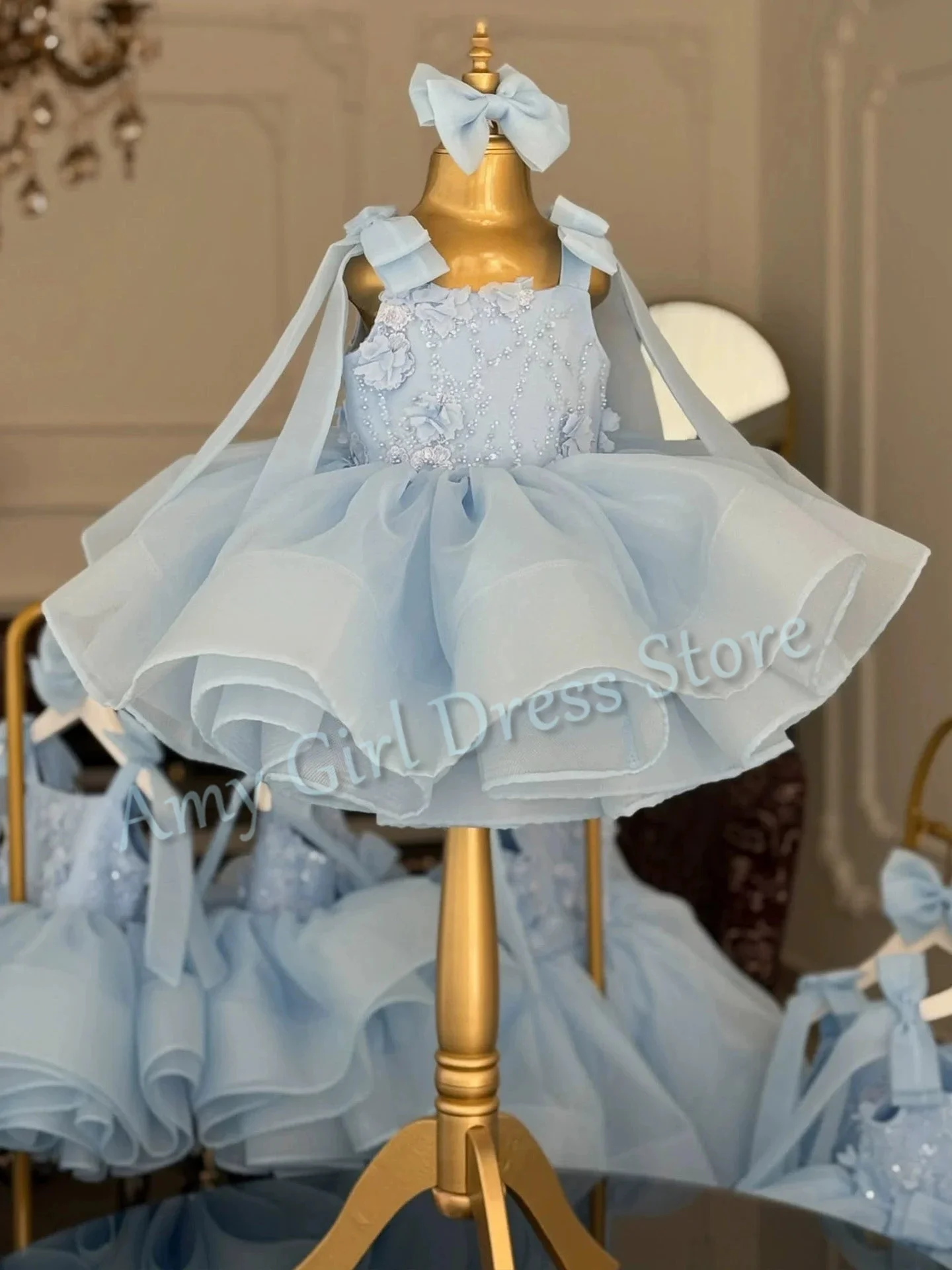 

Lovely Light Blue Flower Girl Dress For Wedding Floral Appliques Sequins Knee Length With Bow Toddler Party Ball Gown Customized