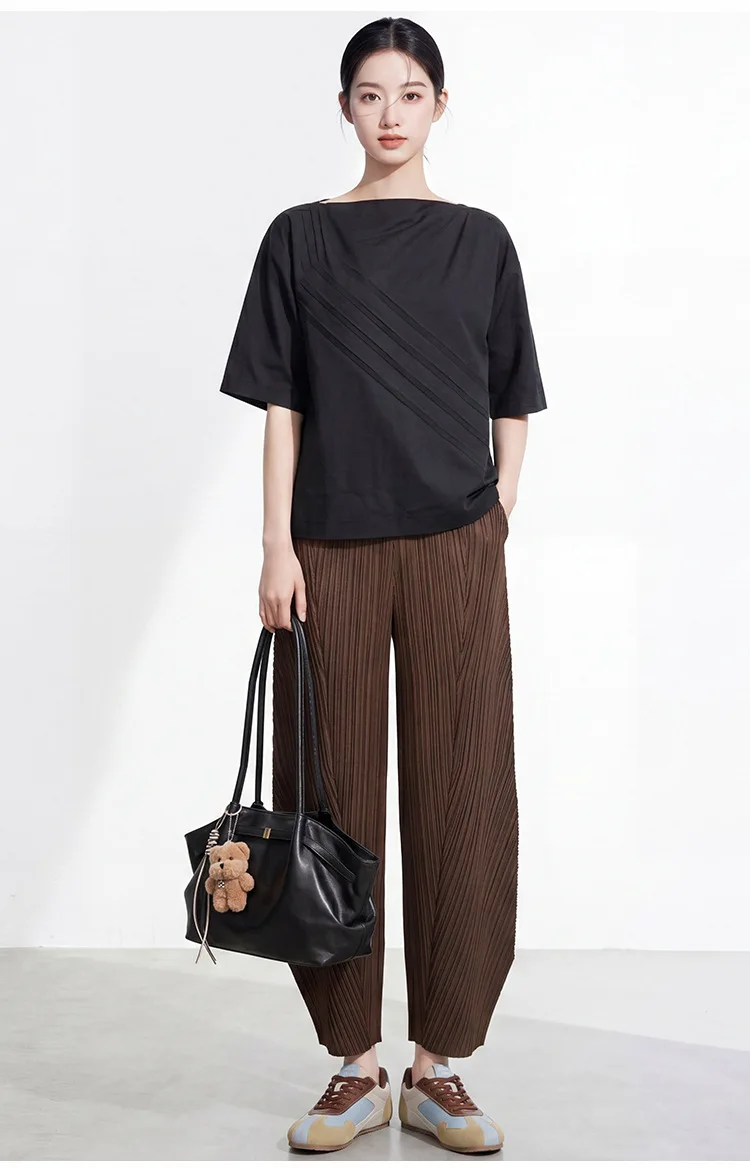 GVUW Solid Color Versatile Casual Pleated Pants Women's High Waisted Elastic Loose Straight Trousers 2026 Summer New 17S3807