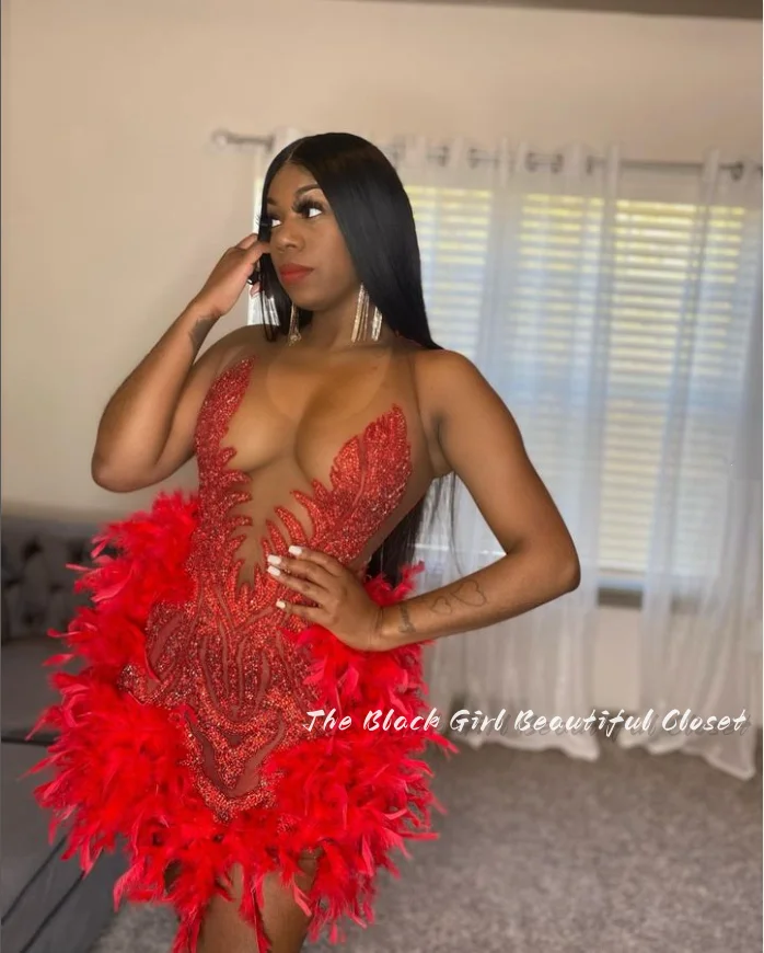 Red Sexy Short Homecoming Dresses Black Girls O Neck See Through Short Feather Party Dresses New Luxury Graduation Gowns