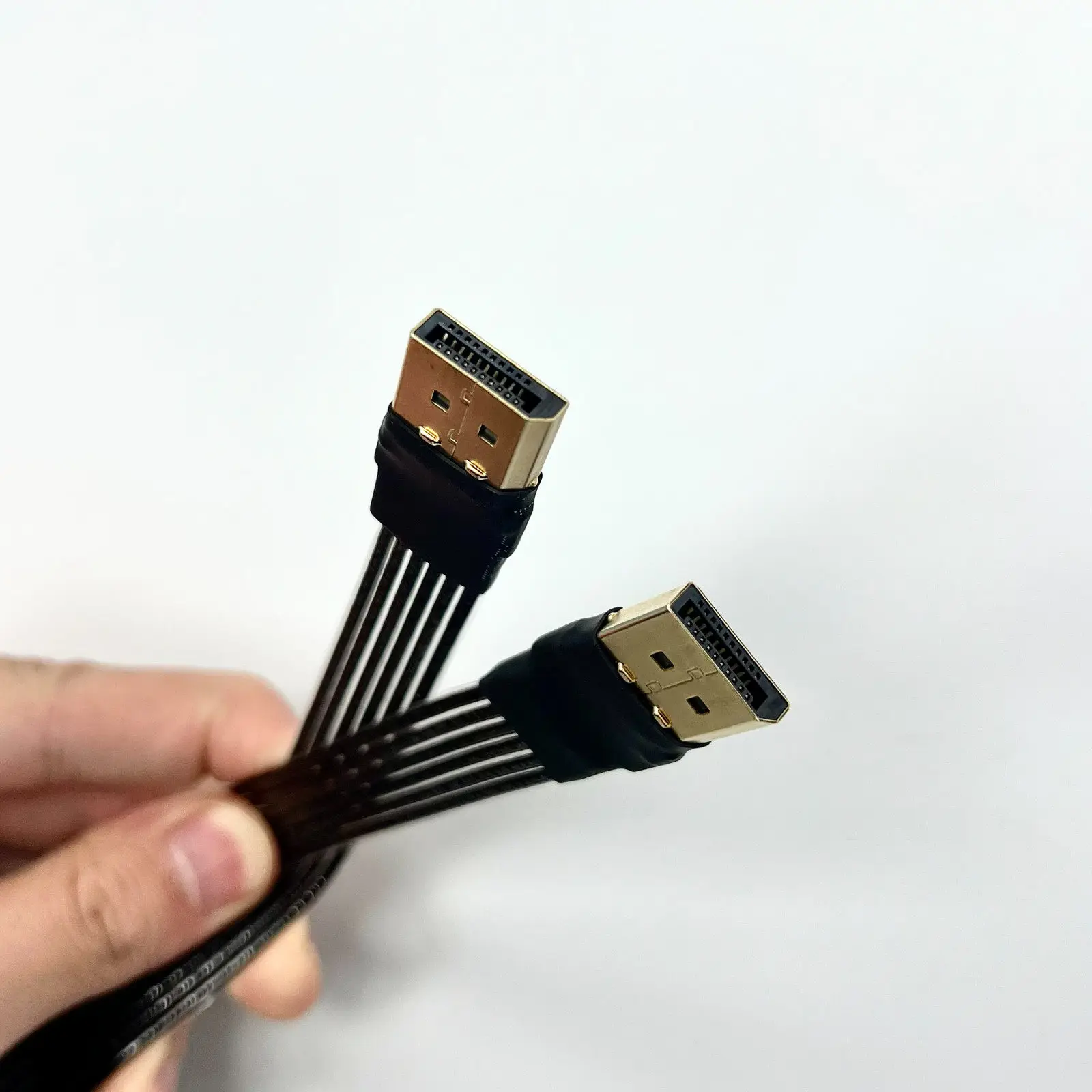 Kabel przedłużający DP 2.1 męski-męski DisplayPort DP2.1 DR/DSC z złączem kątowym, płaski, ultracienki, miękki adapter do karty graficznej GPU. — zdjęcie produktu 3