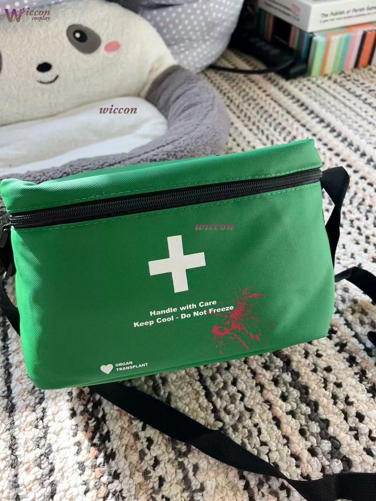 「レジデント・イービル」のコスプレ用、刺繍バッジ付きの応急処 - First Aid Kit のレビューと価格