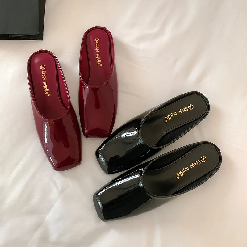 

Luxury Patent Leather Comfort Flat Slippers for Women Fashion Square Toe Slide Sandals Elegant Brand Designer Mule Shoes Loafers