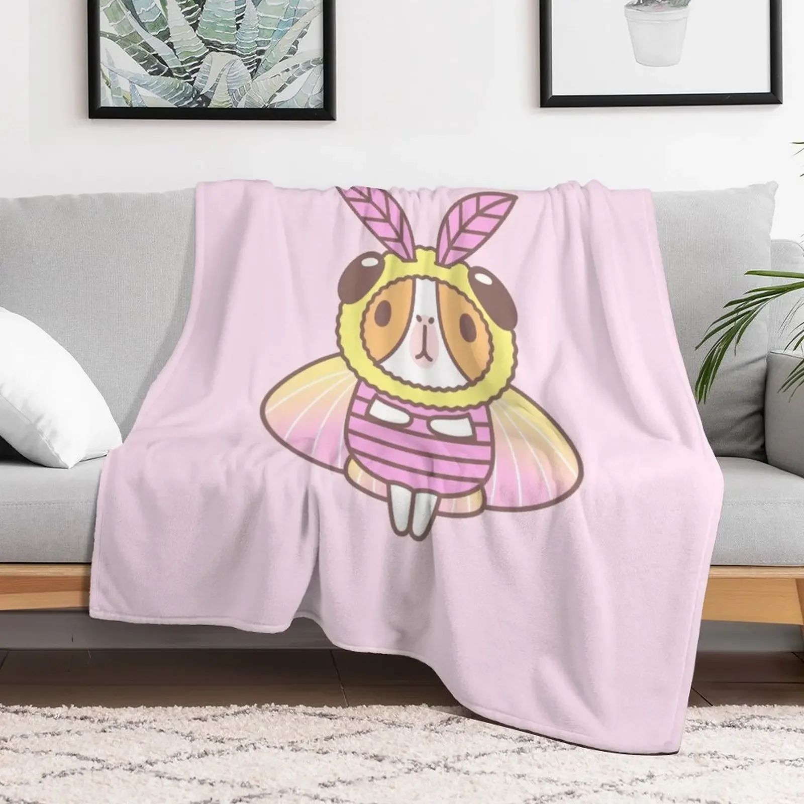 Guinea pig in Rosy Maple Moth Costume Throw Blanket Warm Comfortable Blanket for Office Napping