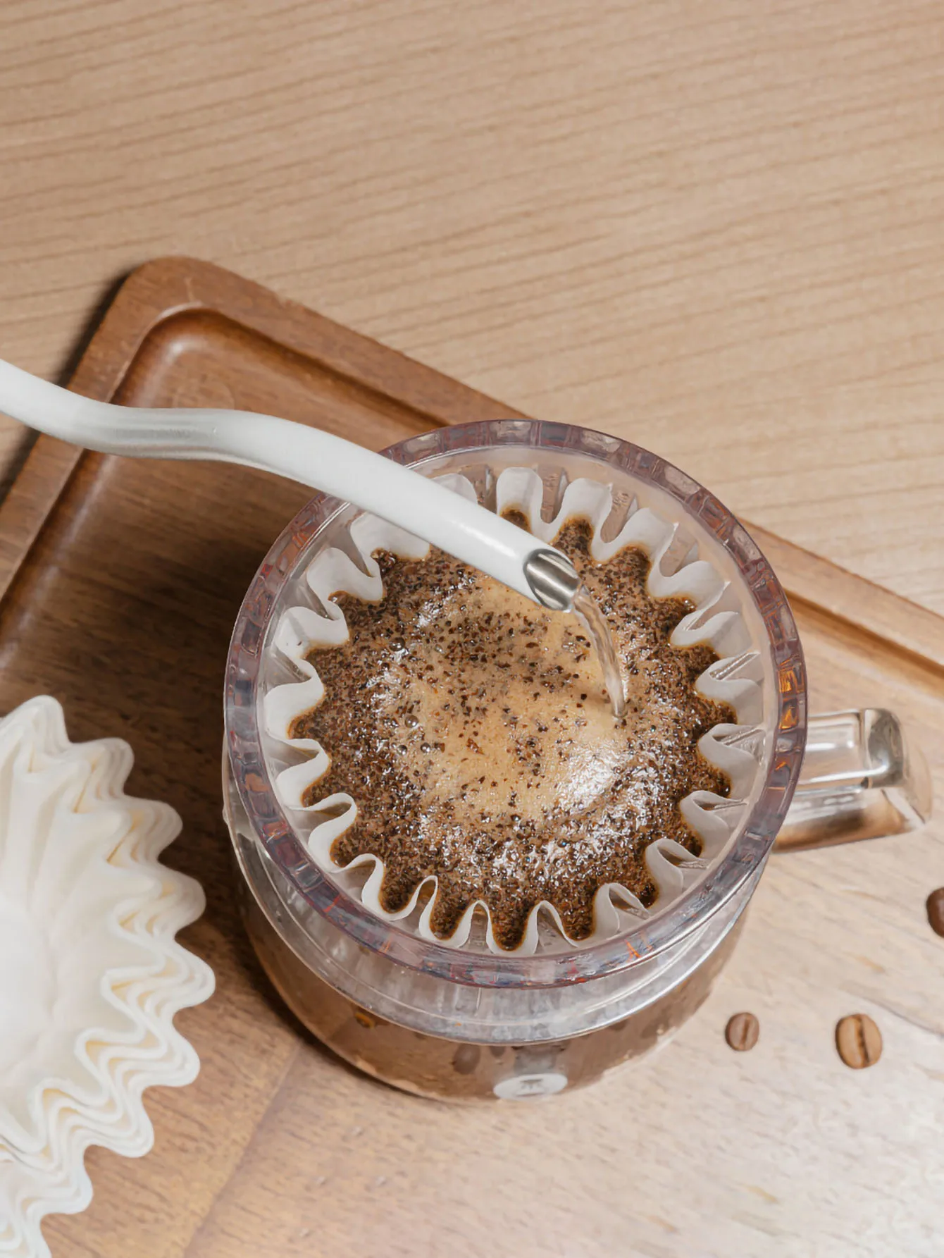 Wave Coffee Dripper Crystal Eye Pour Over Coffee Filter Cups Coffee Maker Flat Bottom Increase Uniformity .50 pieces of hand-gro