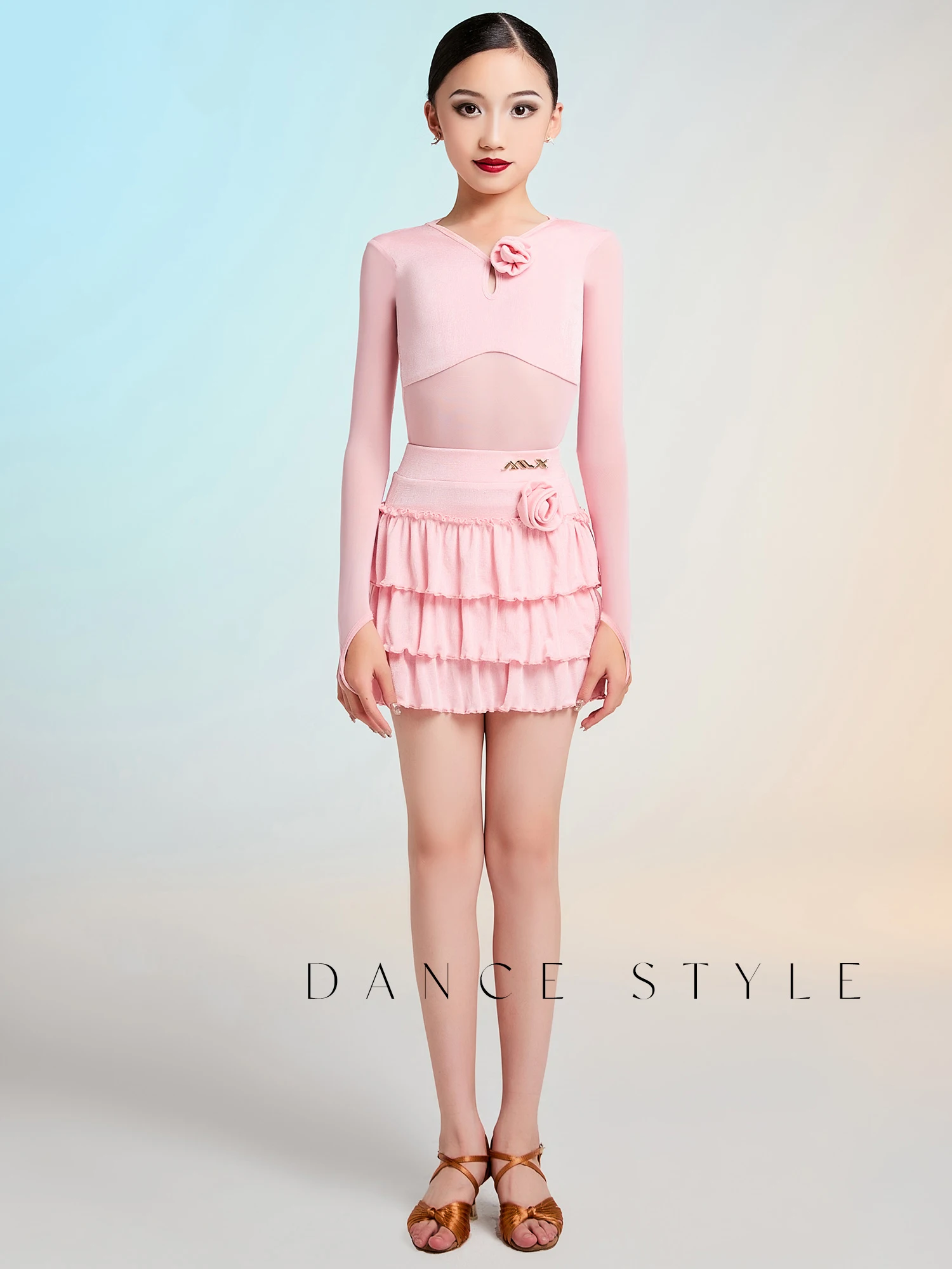 2025 新しいラテンダンス競技服女の子のためのメッシュ袖付きスプリットスカートスーツチャチャルンバタンゴドレスラテンウェア DQS21336