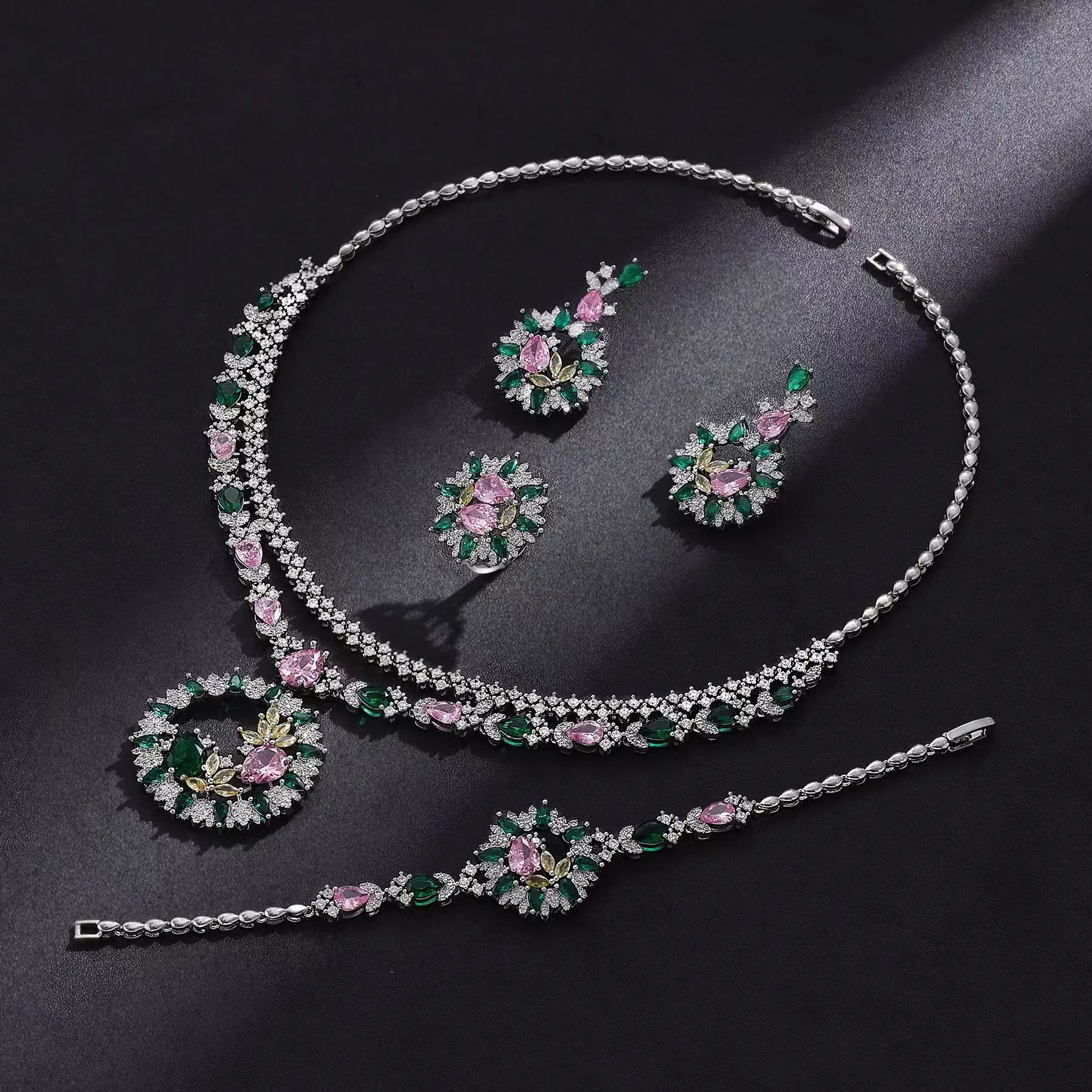 Fashion personality Color Zircon necklace Earrings jewelry set Bride Wedding banquet party wedding dress accessories