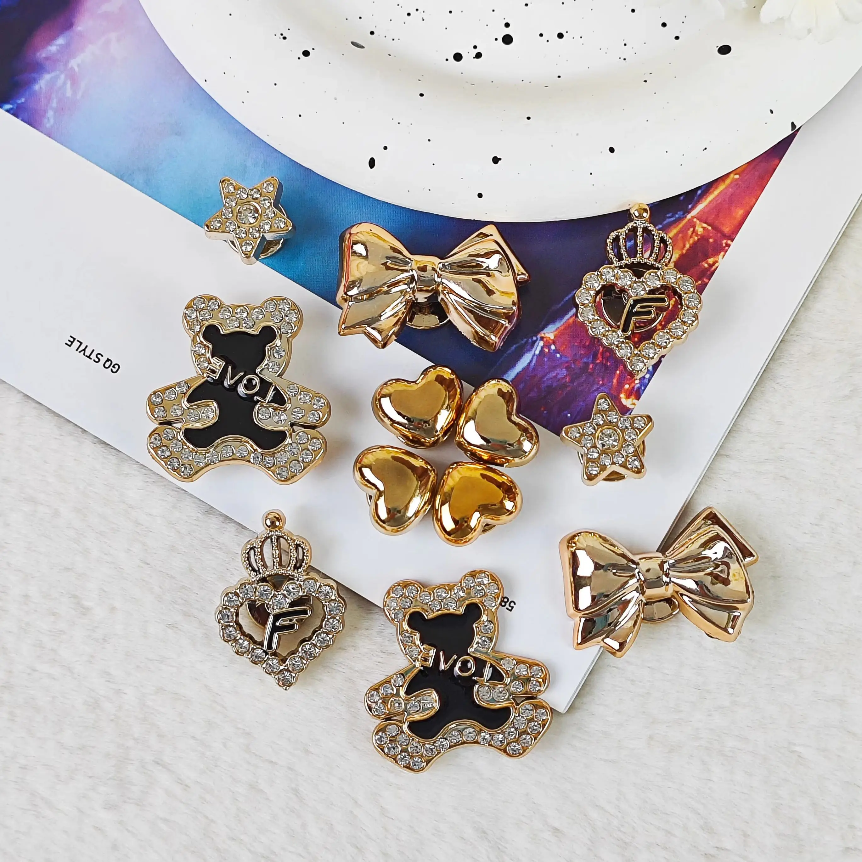 12Pcs DIY Shoe Decoration Charms: Shiny Bows, Little Bears, Hearts, Star Decorations. Non-Metallic Lightweight Material. Y2K Fashion Versatile Cute Personality Accessories for Men and Women. Suitable for Eva Beach Shoes, Sandals, Removable Shoe Decorations, Holiday Gifts