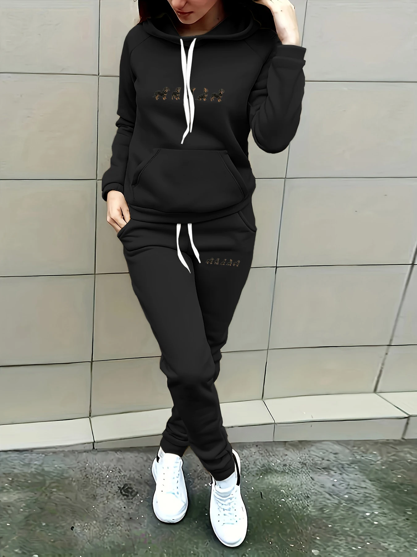 Hoodie longgar model oversized - Winter Clothing Must Haves ulasan dan harga