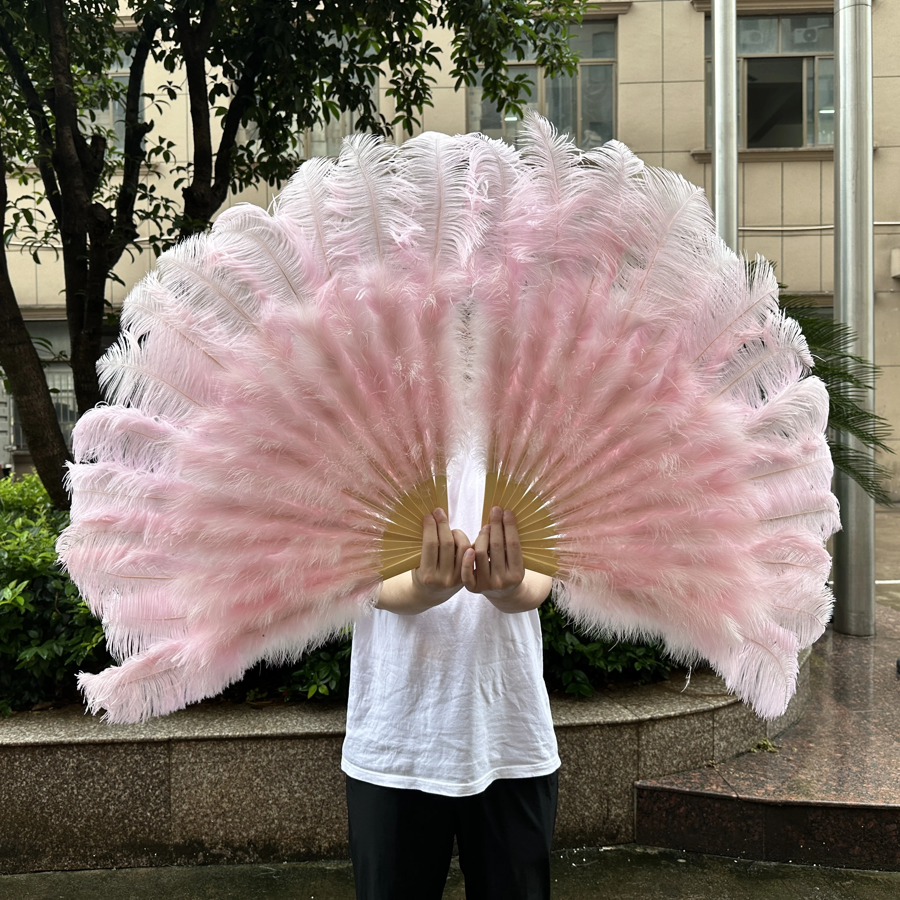 Large 130CM 100CM Light Pink Ostrich Feathers Fans Dance Show Halloween Party Wedding Belly Stage Props Handheld Feather Fan