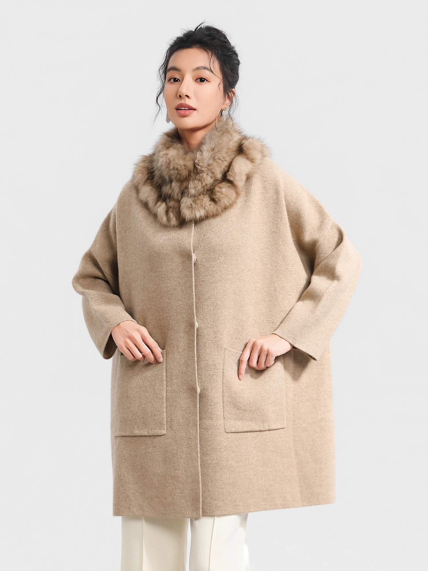 

Bello Pure Cashmere M126313 Women's Long Coat Lavender Collar Elegant Oversize Fur Jacket for Youth And Middle-Aged