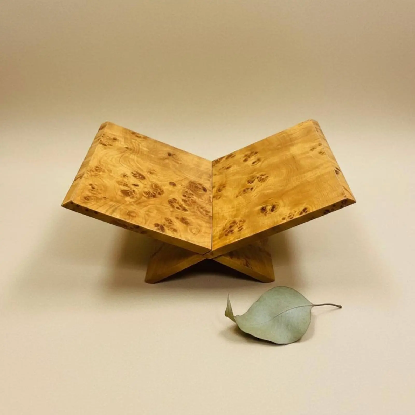Cross Book Stand Wabi-Sabi Design X-Frame Book Stand Wood Display Rack Rustic Home Decor Vintage for Model Room, Coffee Table