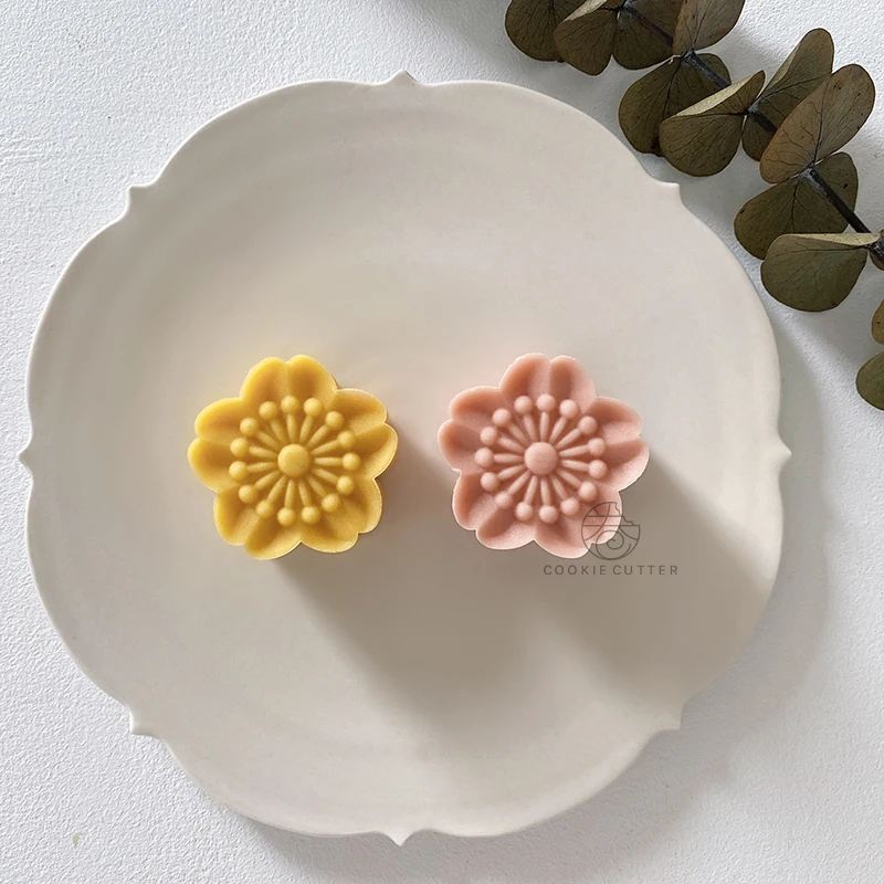 50g Novel Cherry Blossom Flower Pattern Moon Cake Mold Cookie Cutter Stamp Mung Bean Cake Pastry Dessert Kitchen Equipment Tools