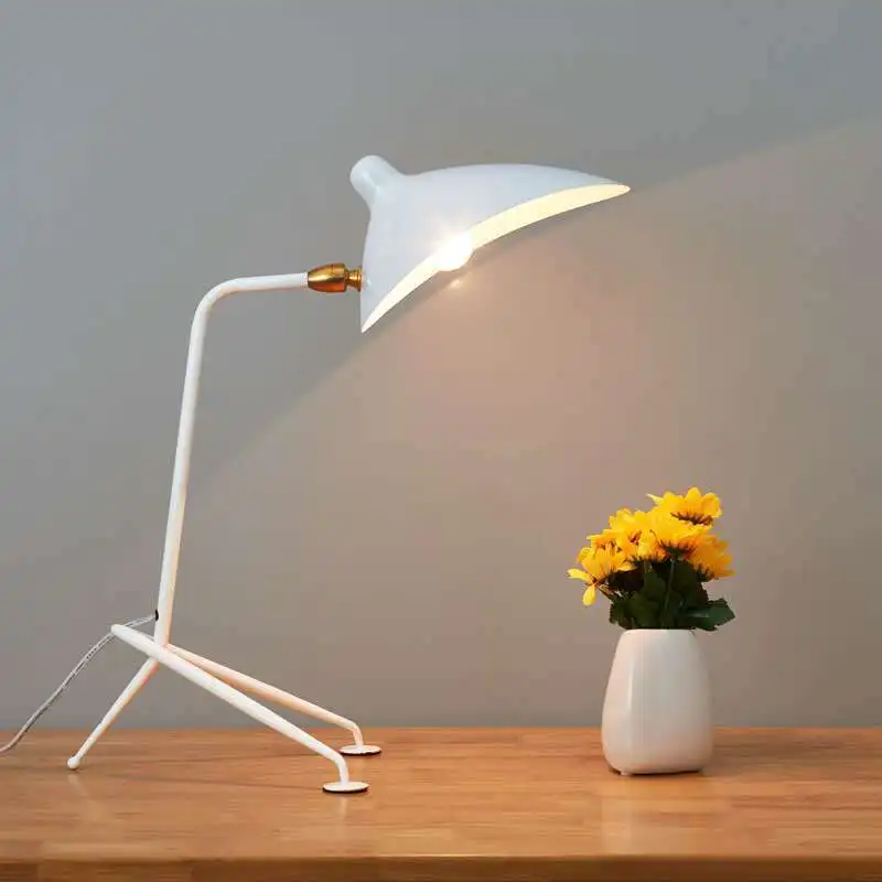 Nordic Table Lamps Beside Lamp for Study Bedroom Living Room Home Decor Modern Lighting Fixture Makeup Table Light