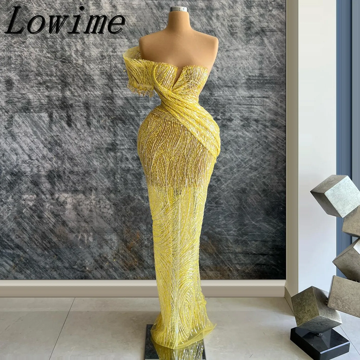 فساتين حفلات شفافة لعام 2025 فستان مثير عربي طويل للحفلات الراقصة للمشاهير مطرز بالترتر بدون ظهر فساتين سهرة نسائية أنيقة #4