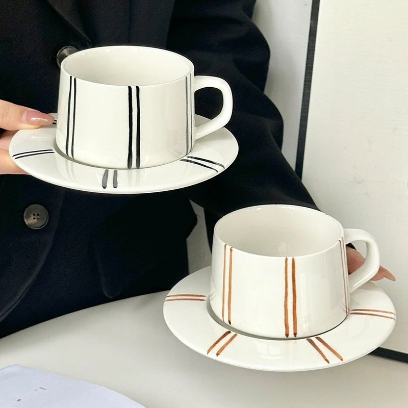 

2025 New Nordic Minimalist High-Aesthetic Ceramic Water Cup Luxury High-End Home Couple'S Tea Cups Set Office Afternoon Mug
