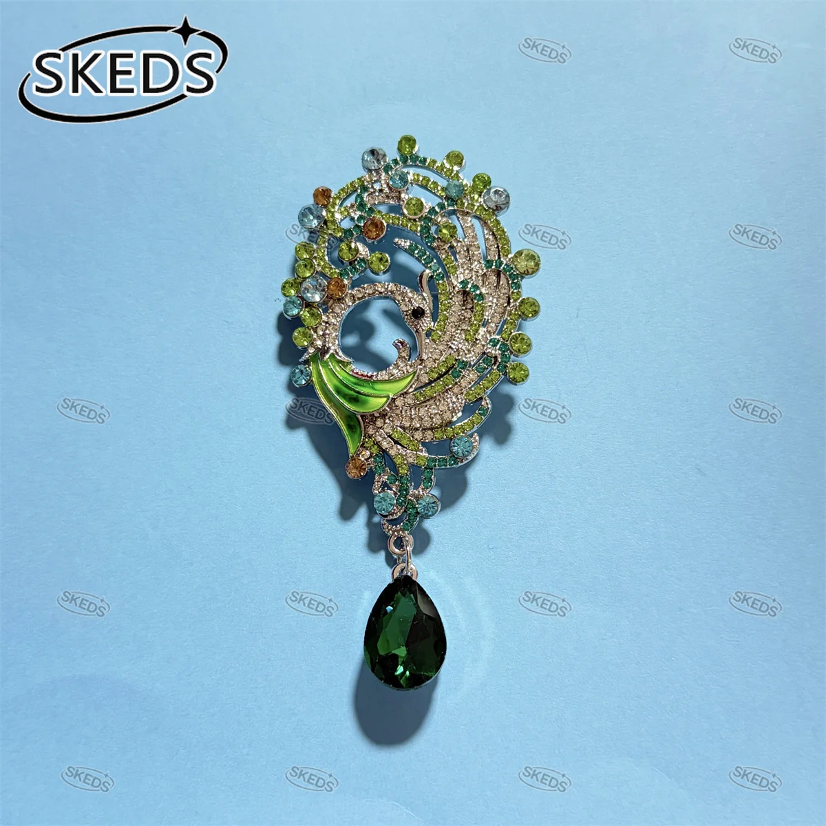 SKEDS Retro Victorian Vintage Brooch Assorted Styles Rhinestone Animal Portrait Floral Lapel Pins Jewelry for Women Collectors