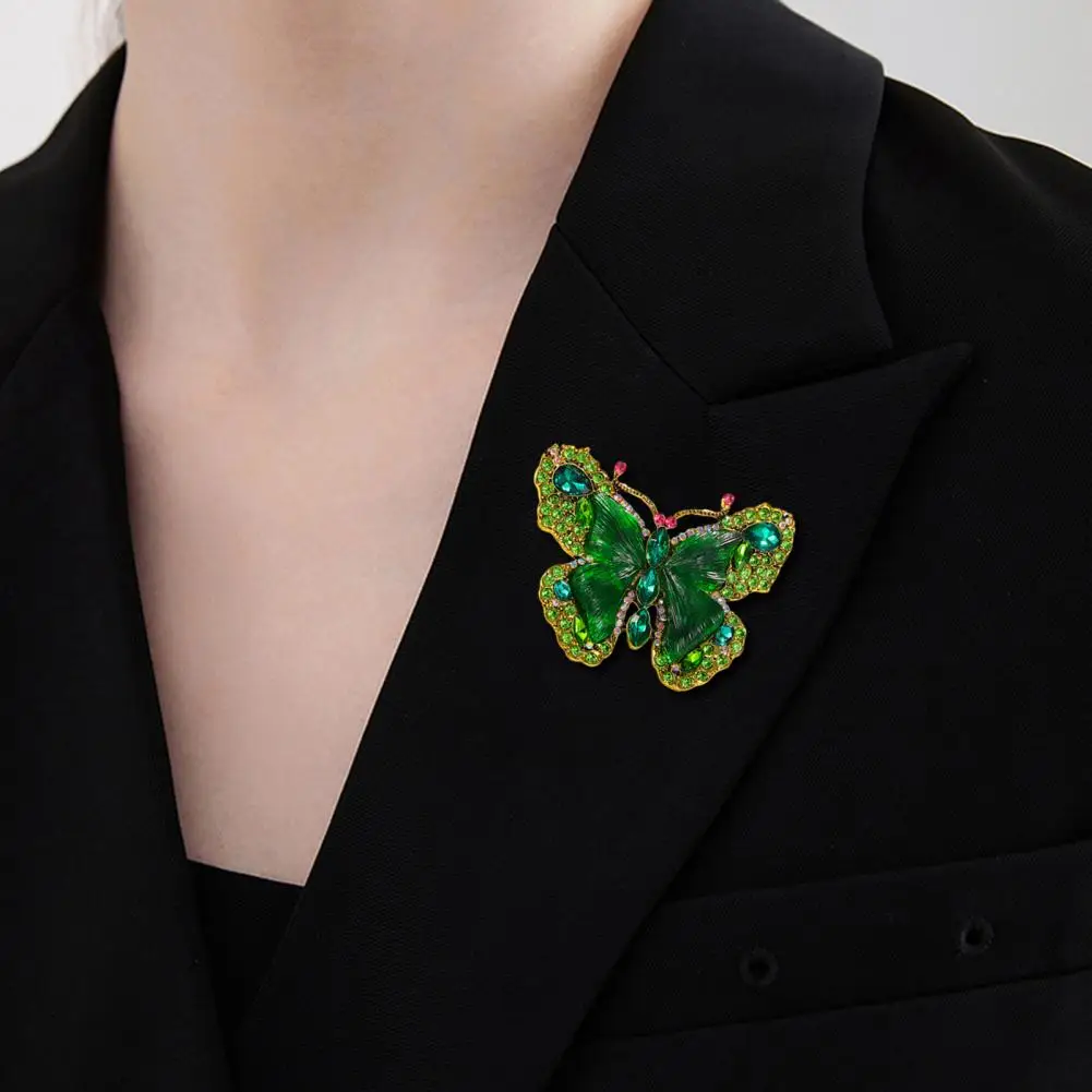 Elegant Brooches Butterfly Rhinestone Brooch for Women Vintage Suit Coat Pin with Anti-slip Design Stylish Scarf for Prom